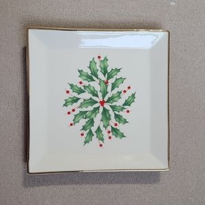 LENOX 6" Christmas Holly Serving Dish